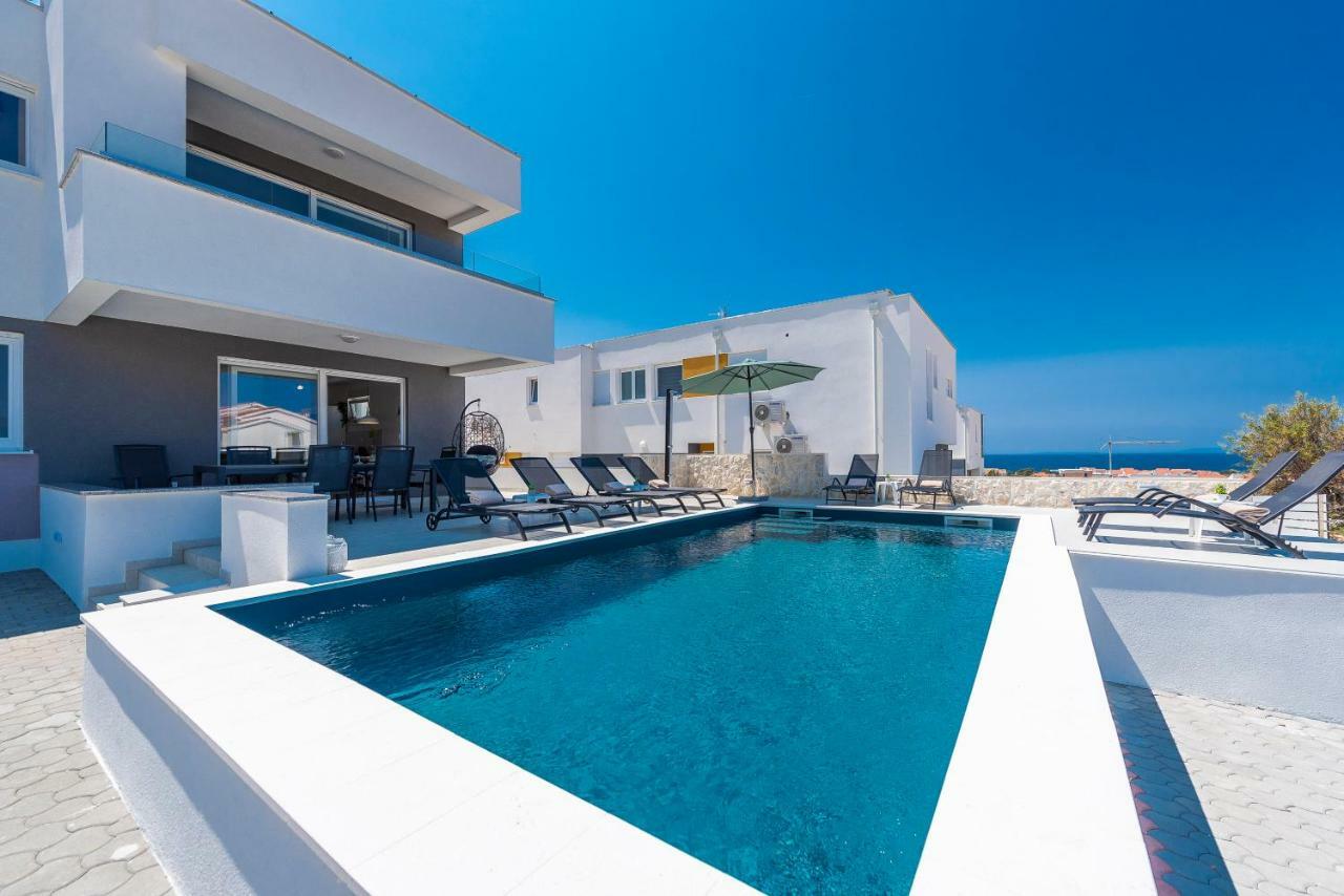 Adris 2 Luxury Modern Apartment With A Pool Novalja Dış mekan fotoğraf